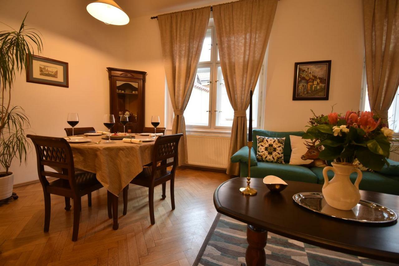Apartament Cozy Flat By The Astronomical Clock Praga Zewnętrze zdjęcie