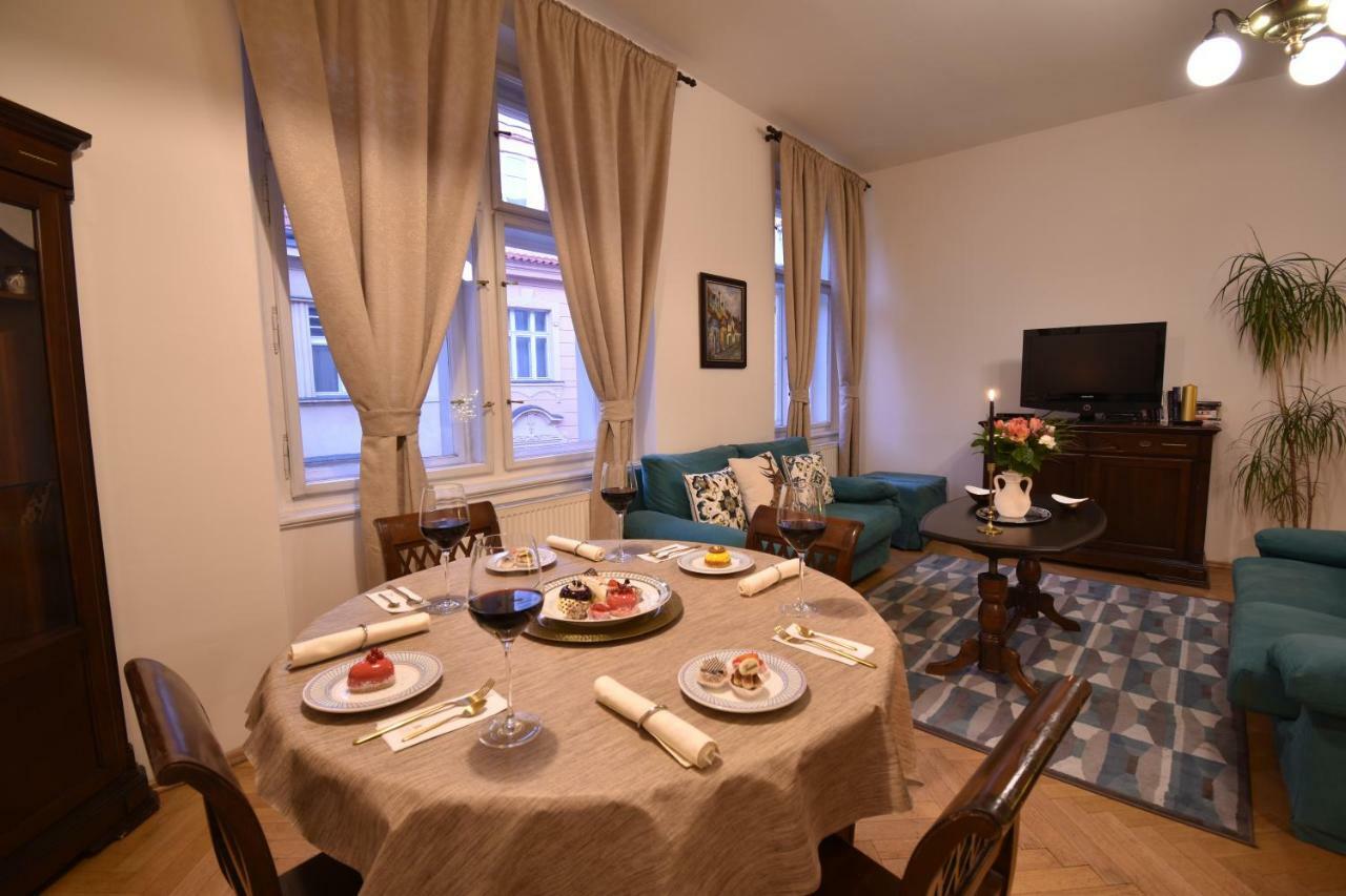 Apartament Cozy Flat By The Astronomical Clock Praga Zewnętrze zdjęcie